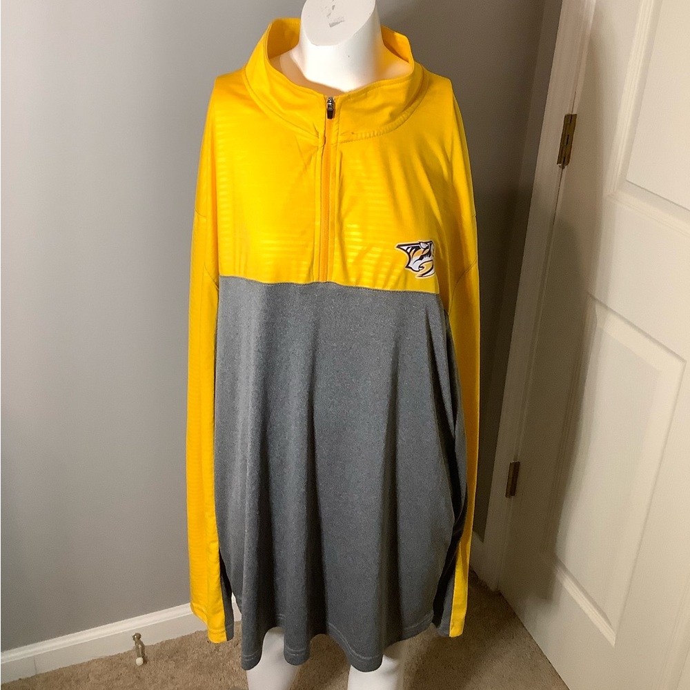Men’s XL Fanatics Nashville Predators 1/4 Zip Long Sleeve Pullover Shirt